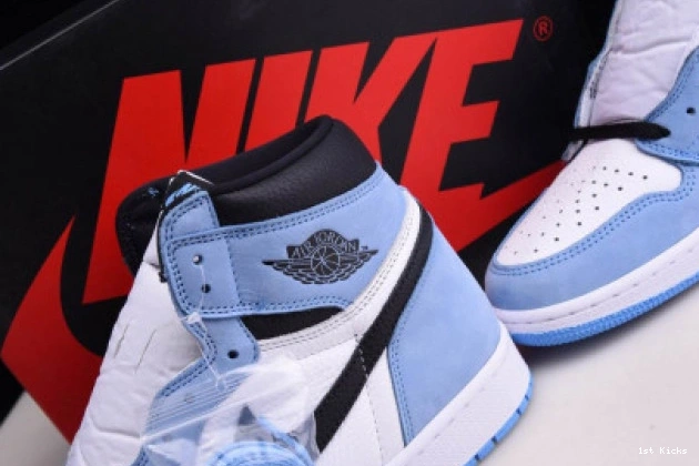 1st Kicks WHITE JORDAN 555088-134 BLACK UNIVERSITY RETRO 1 BLUE AIR HIGH 0719